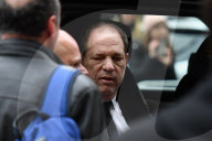 PEOPLE - Harvey Weinstein erscheint mit Gehhilfe zum Prozess in NYC