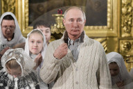 NEWS - President Putin Attends Christmas Liturgy - St Petersburg