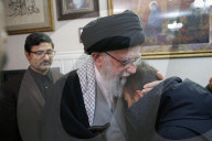 NEWS - Iran: Supreme Leader Khamenei Visits the Soleimani Family