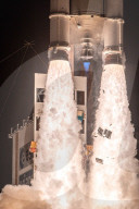 Ariane 5 soars to space