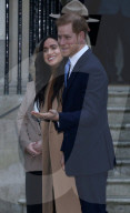 ROYALS - Prinz Harry und Meghan besuchen das Canada House in London