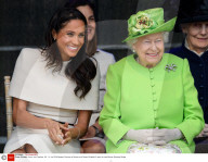 ROYALS - Die Queen mit Prinz Harry und Meghan (Archiv)