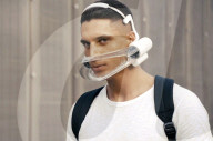 FEATURE - Schmutzfilternde Gesichtsmaske