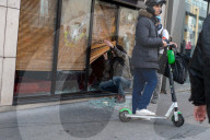 NEWS - Paris: Zerstörung von Schaufenstern in der Rue de Lyon in Paris