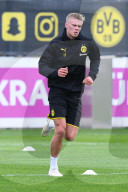 SPORT - Erling Haarland beim Borussia Dortmund Training