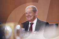 NEWS - Kabinettssitzung in Berlin