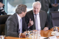 NEWS - Kabinettssitzung in Berlin