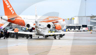 EXKLUSIV - Kate Moss am Flughafen Luton