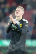 SPORT - Bundesliga: Dortmund-Neuling Erling Haaland trifft dreimal gegen Augsburg