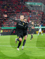 SPORT - Bundesliga: Dortmund-Neuling Erling Haaland trifft dreimal gegen Augsburg