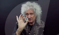 PEOPLE - Rockband Queen mit Gedenkmünze geehrt