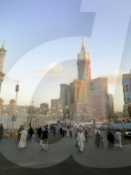 NEWS -  Muslimische Pilger beten in der Moschee in Medina