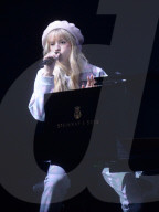 Angele