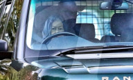 ROYALS - Queen Elizabeth am Steuer in Sandringham