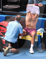 SPORT - Tennis: Roger Federer gewinnt Viertelfinal gegen Sandgren in Melbourne (weitere Bilder)