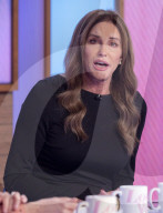 PEOPLE - Caitlyn Jenner in der britischen "Loose Women" TV Show