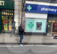 NEWS - Terrorattacke in London: Polizisten in Zivil am Tatort in der Stratham High Road