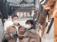 NEWS - Coronavirus: Maskierte Passanten in Seoul
