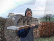 NEWS - Brexit-Gegner kreiert sinnlose Brexit-Tasse