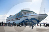 NEWS - Coronavirus: Kreuzfahrtschiff Diamond Princess im Hafen von Yokohama, Japan