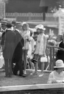 Mono Negative