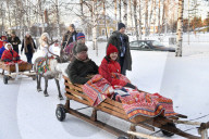 ROYALS - König Carl Gustaf und Silvia von Schweden in Jokkmokk