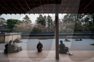 NEWS - Japan:  Kyoto - Coronavirus schädigt Tourismusgeschäft