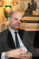 PORTRAIT - Französicher Bildungsminister Jean-Michel Blanquer in seinem Büro