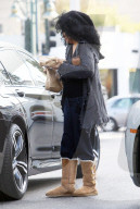 PREMIUM EXCLUSIVE Diana Ross Grabs Lunch To Go From Bristol Farms