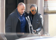 EXKLUSIV - Janet Jackson bummelt bei Balenciaga in New York