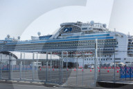 NEWS - Nach zweiwöchiger Quarantäne: Passagiere verlassen "Diamond Princess"