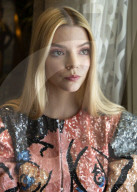 Anya Taylor-Joy ; Emma
