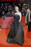 PEOPLE - Promis bei der Eröffnungsgala der 70. Berlinale in Berlin