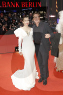 PEOPLE - Promis bei der Eröffnungsgala der 70. Berlinale in Berlin