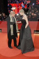 PEOPLE - Promis bei der Eröffnungsgala der 70. Berlinale in Berlin