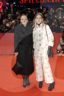PEOPLE - Promis bei der Eröffnungsgala der 70. Berlinale in Berlin