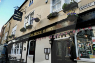 PEOPLE - Das "Prince Harry Pub" in Windsor soll seinen Namen behalten