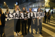 PEOPLE - Filmpreise "Césars" in Paris: Proteste gegen Polanskis Ehrung