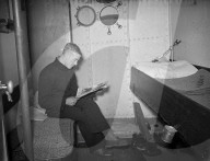 Mono Negative
