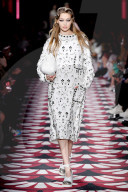 PEOPLE - Topmodels und Stars auf dem Catwalk für Miu Miu in Paris