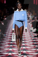 PEOPLE - Topmodels und Stars auf dem Catwalk für Miu Miu in Paris