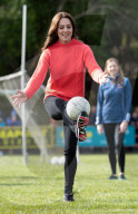 ROYALS - Prinz William und Catherine üben gälische Sportarten in Irland