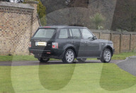 ROYALS - Not amused: Queen Elizabeth wird aus Schloss Windsor ausgesperrt