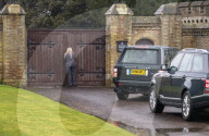 ROYALS - Not amused: Queen Elizabeth wird aus Schloss Windsor ausgesperrt
