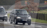 ROYALS - Not amused: Queen Elizabeth wird aus Schloss Windsor ausgesperrt