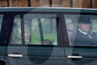 ROYALS - Not amused: Queen Elizabeth wird aus Schloss Windsor ausgesperrt