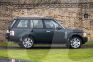 ROYALS - Not amused: Queen Elizabeth wird aus Schloss Windsor ausgesperrt