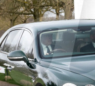 ROYALS - Prinz Andrew am Steuer unterwegs in Windsor