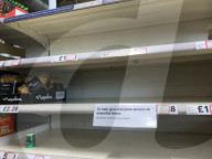 NEWS - Coronavirus:  Leere Regale nach Hamsterkäufen in Birmingham