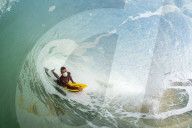 FEATURE - Surf-Champion Daniel Fonseca macht auf das Corona-Virus aufmerksam 